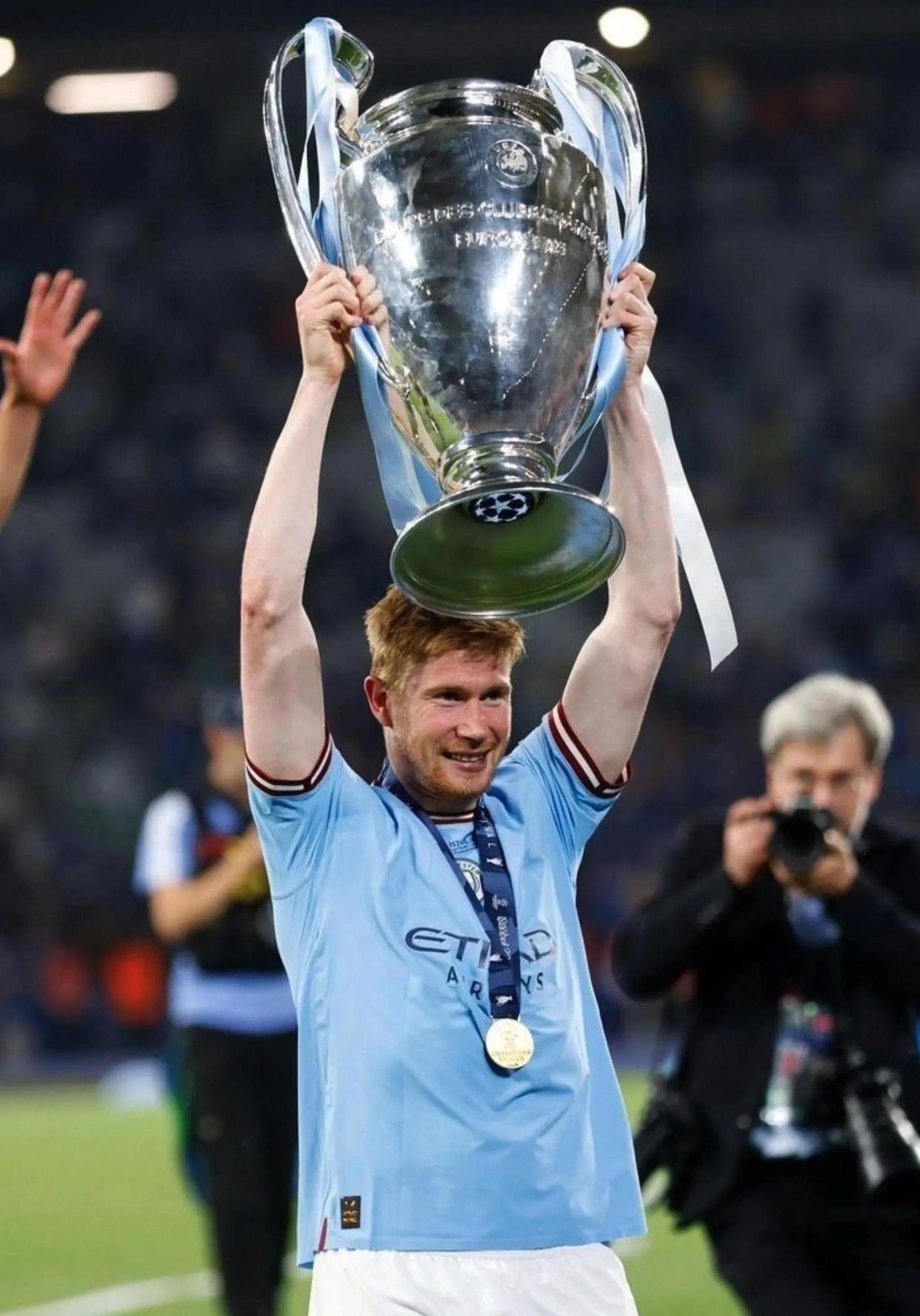 德布劳内重要时刻刷新纪录，DWG带队取胜！